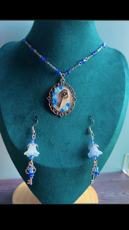 Handmade floral key cameo set
