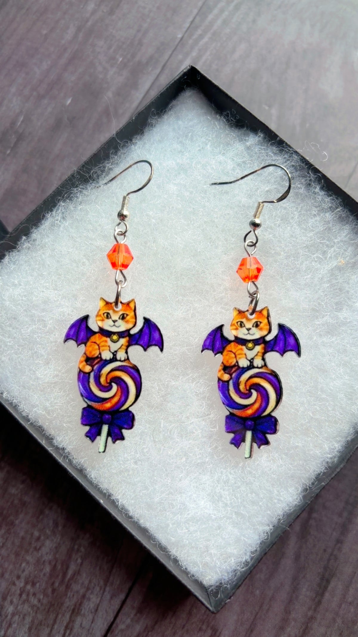 Handmade kitty Halloween earrings