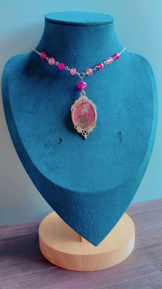 Handmade cameo necklace