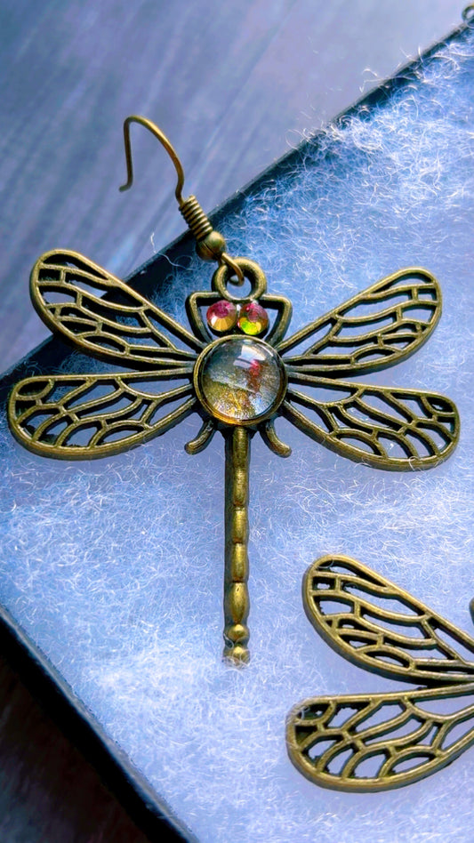 Handmade dragonfly set with real butterfly wing gem.