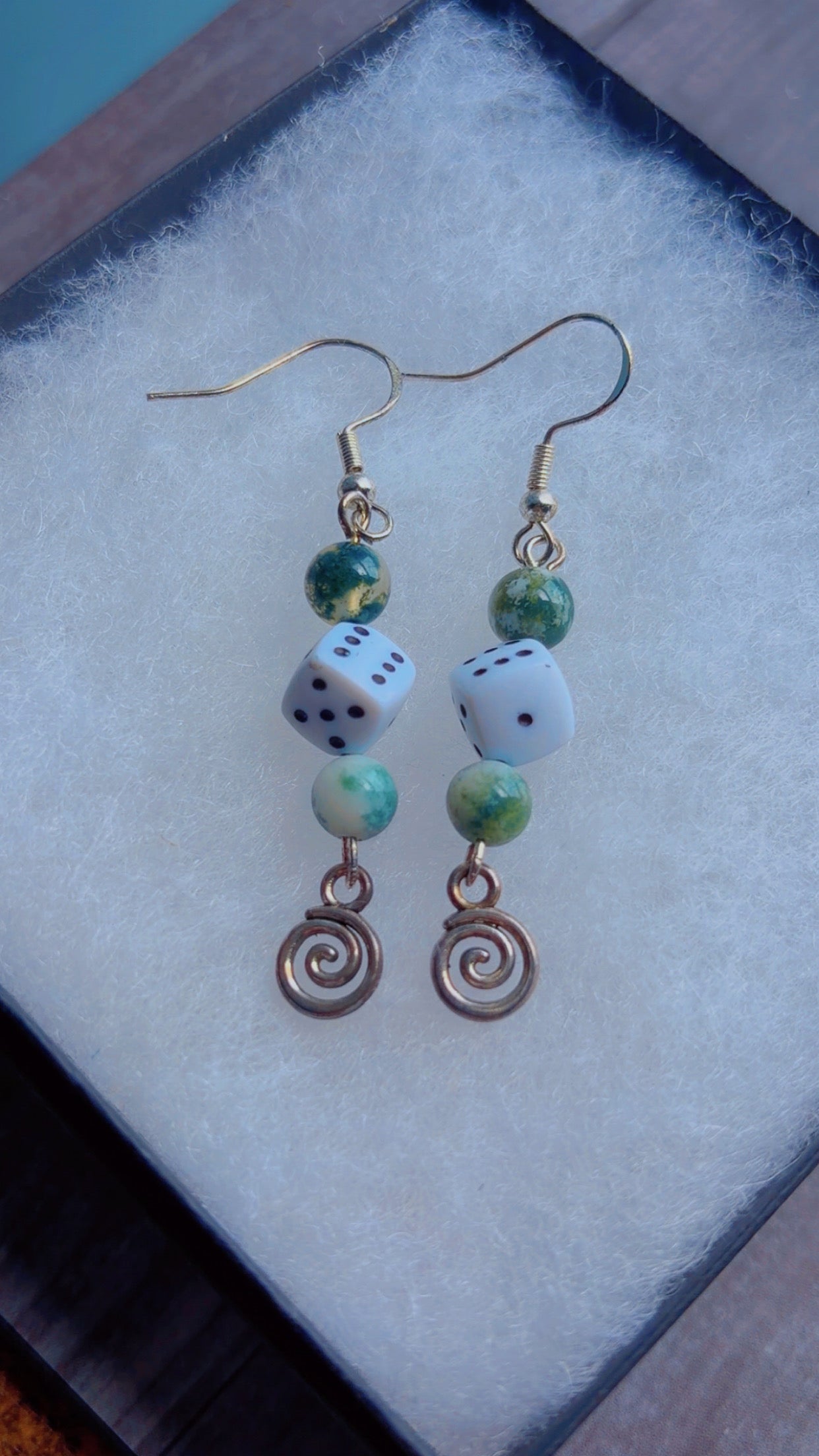 Handmade dice earrings 🌀
