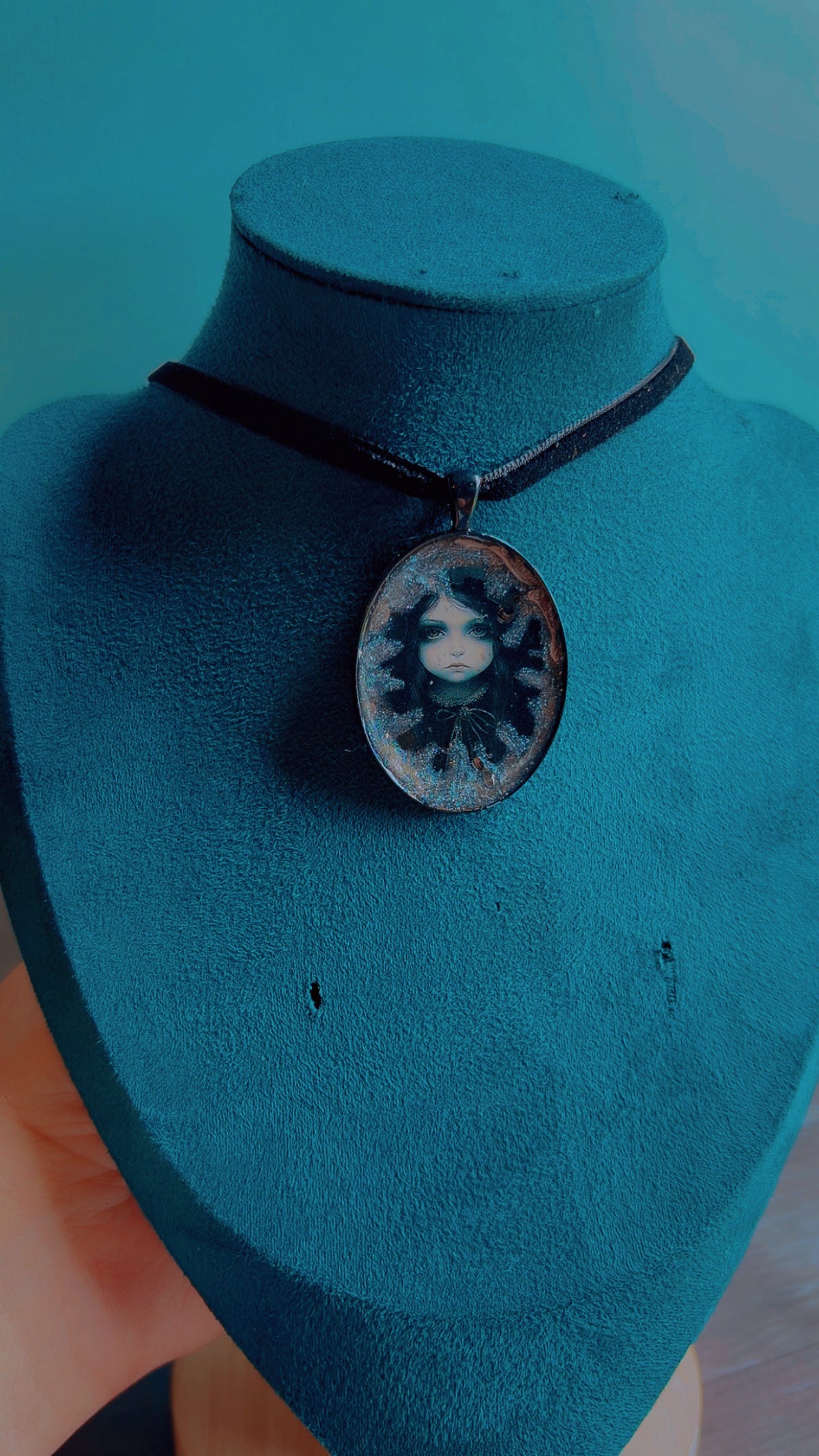 Handmade creepy doll cameo choker