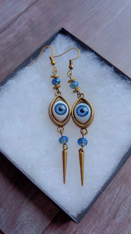 Handmade eye earrings with spikes
