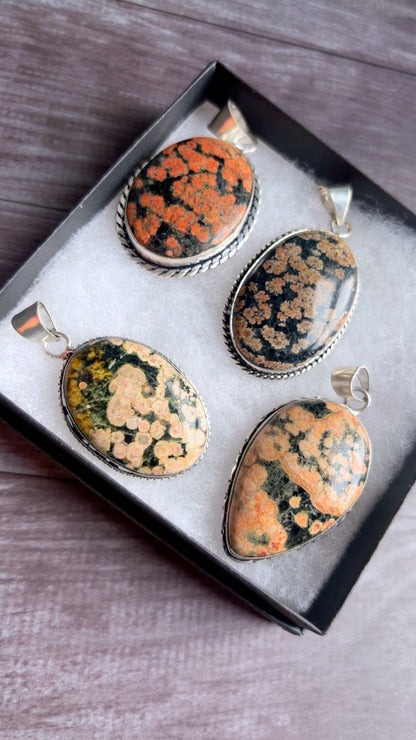 Flower obsidian gemstone pendant