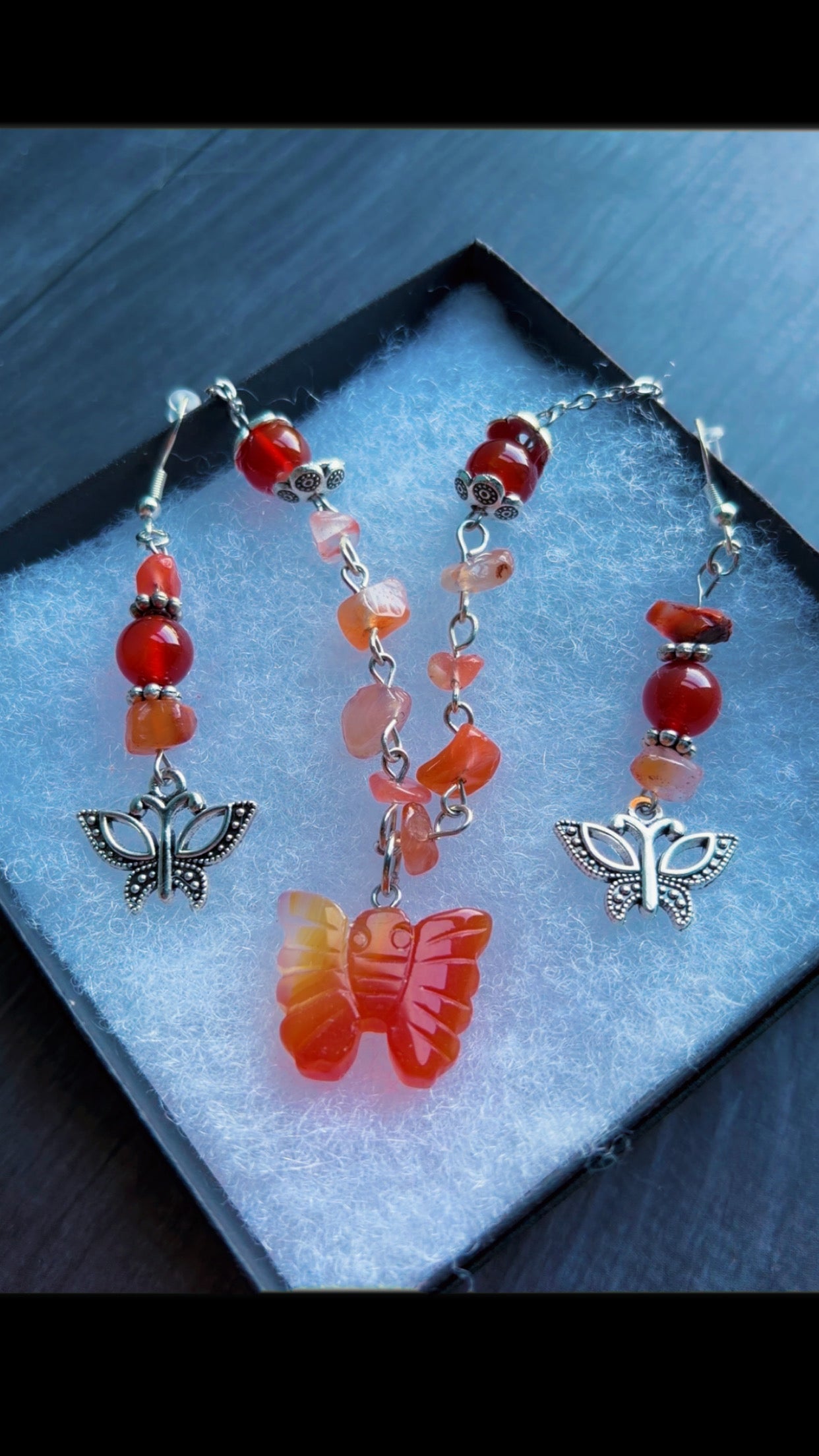 Handmade butterfly carnelian gemstone set
