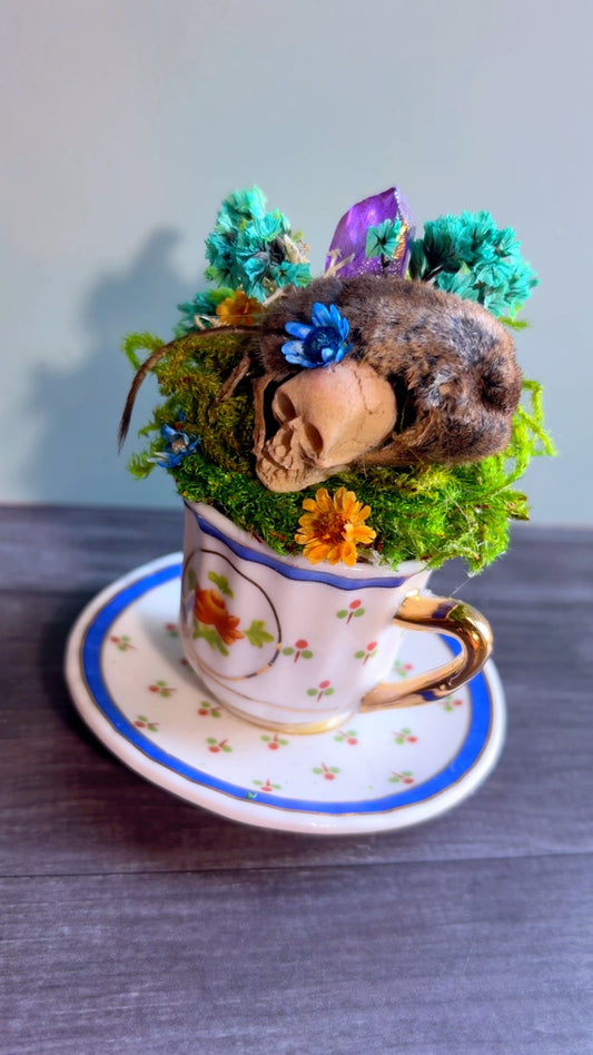 Handmade woodland shrew mini teacup decor