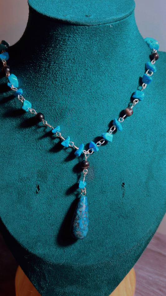 Handmade blue appetite & dyed howlite necklace