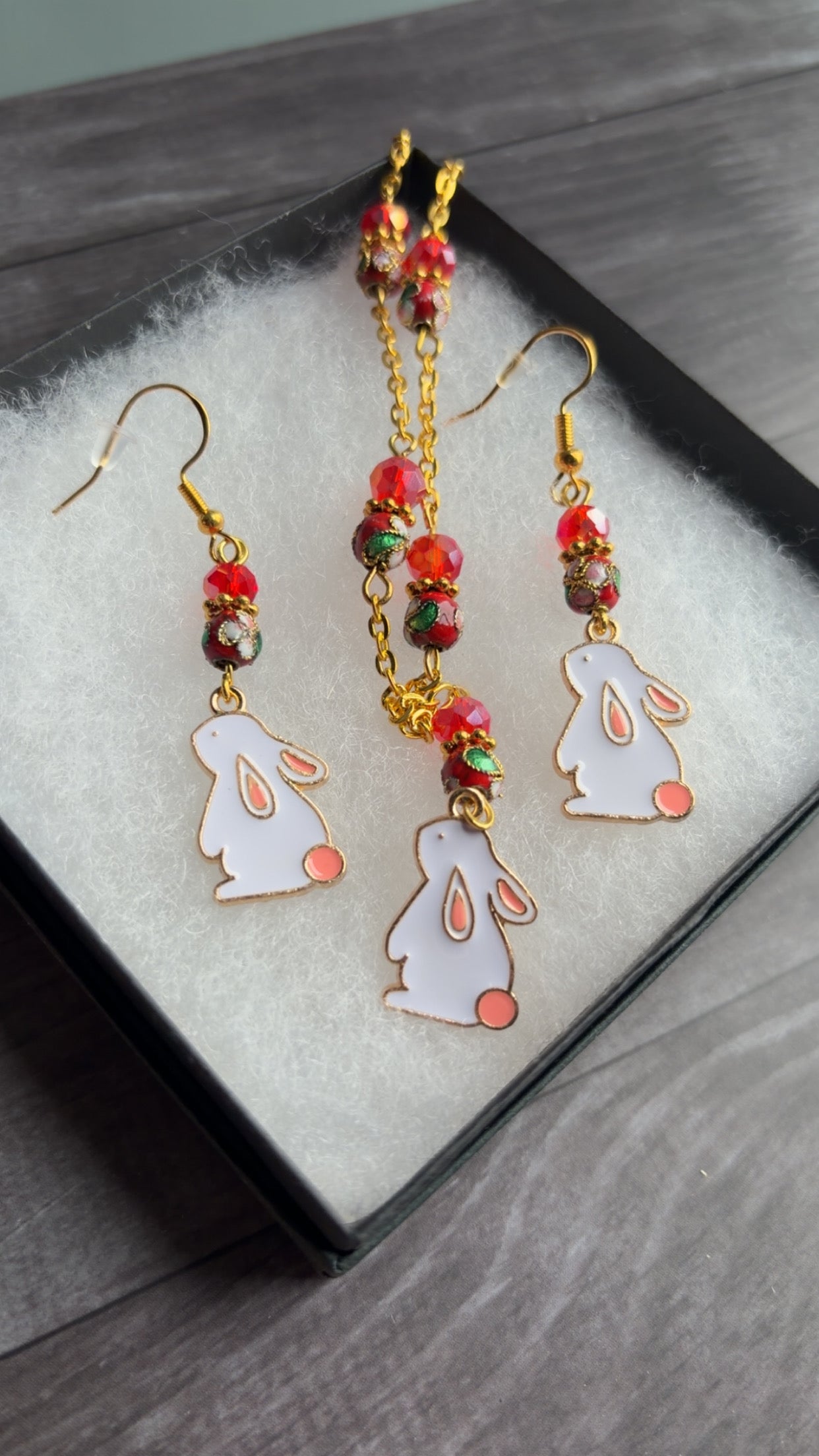 Handmade Cloisonné bunny set