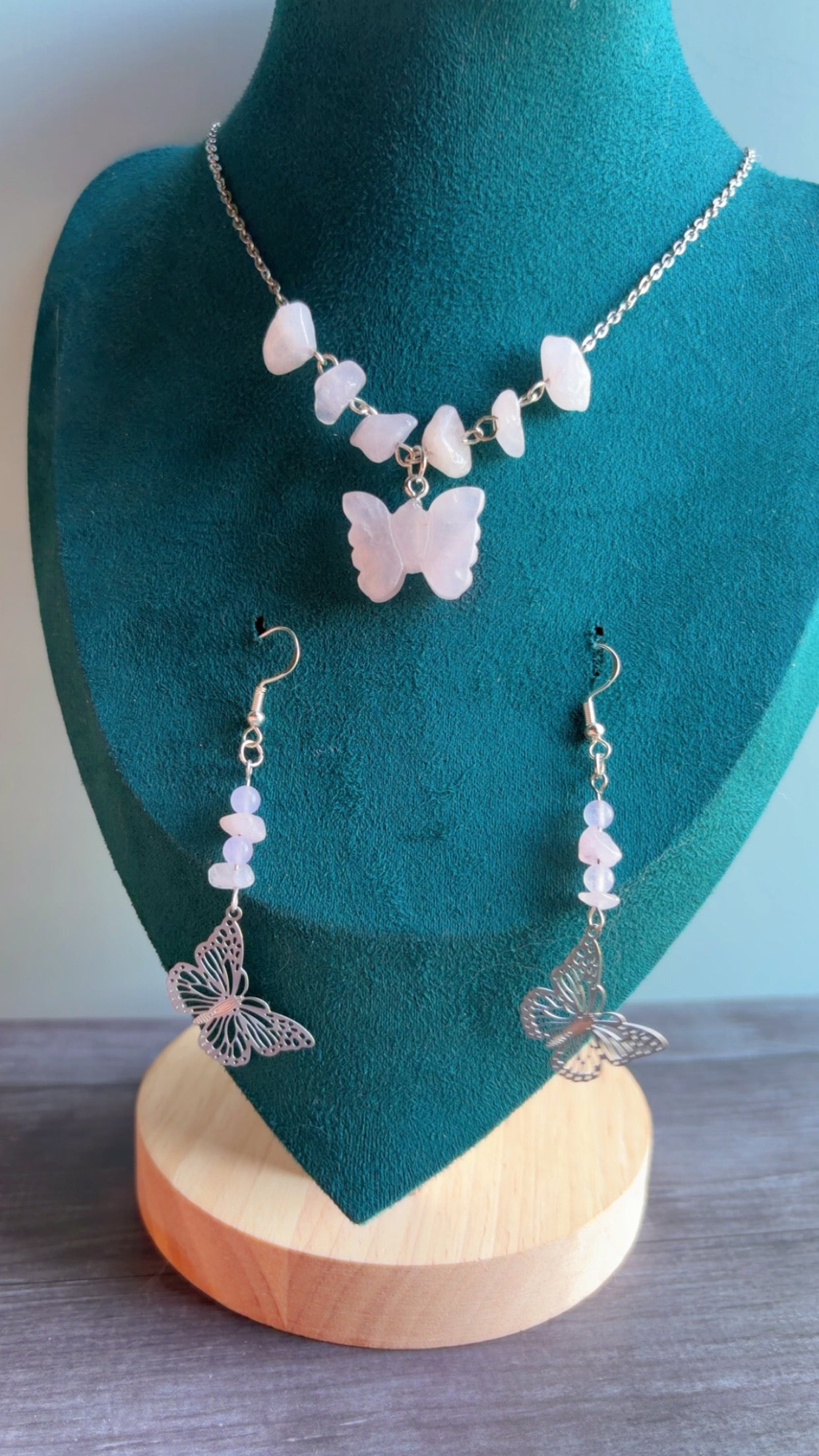 Handmade butterfly rose quartz gemstone set