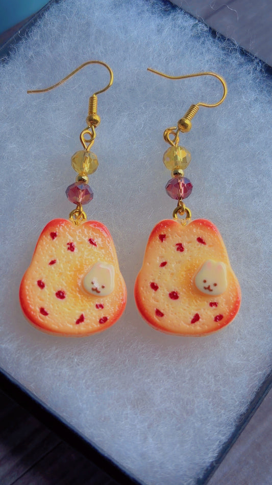 Handmade bunny raisin toast earrings