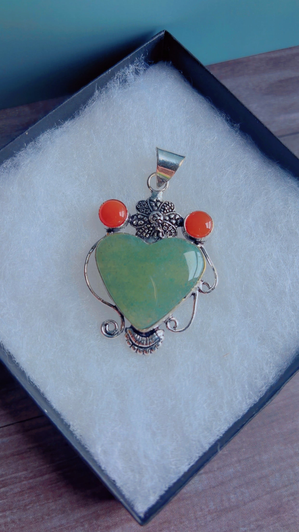 Green aventurine and carnelian gemstone pendant