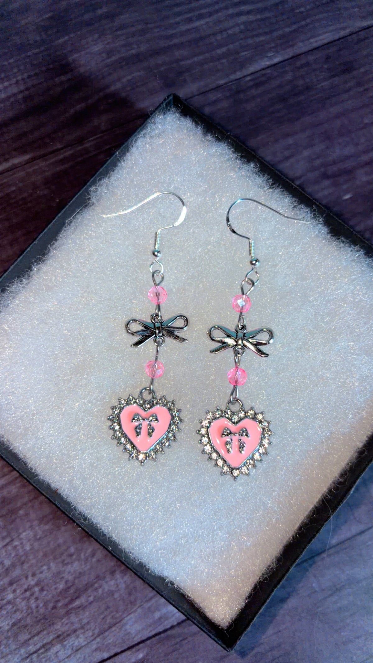 Handmade coquette bow earrings