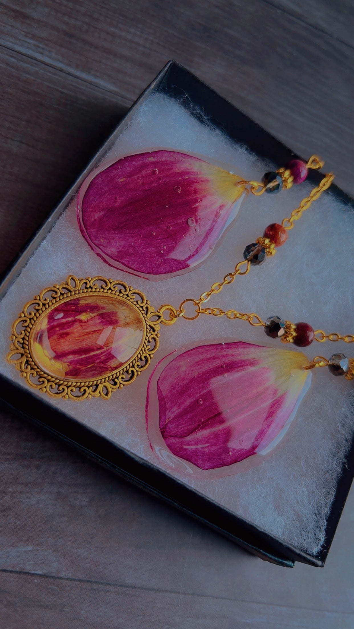 Handmade purple dahlia petal necklace & earrings set