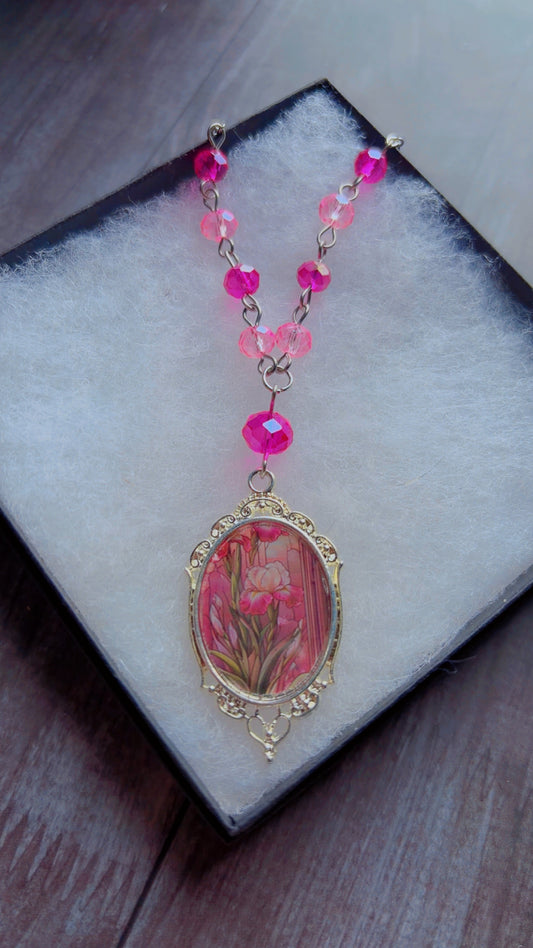 Handmade cameo necklace