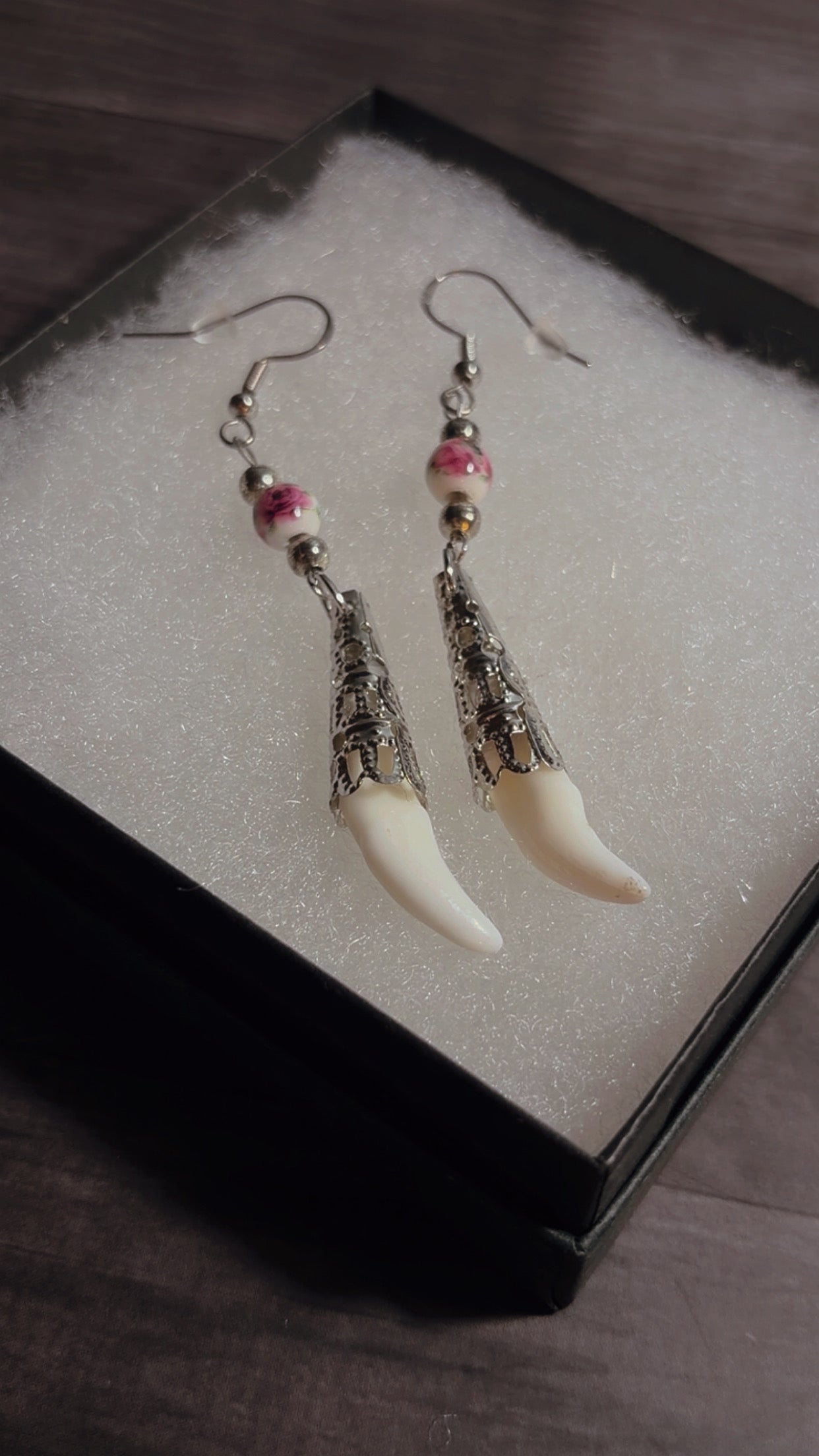 Handmade real coyote fang earrings