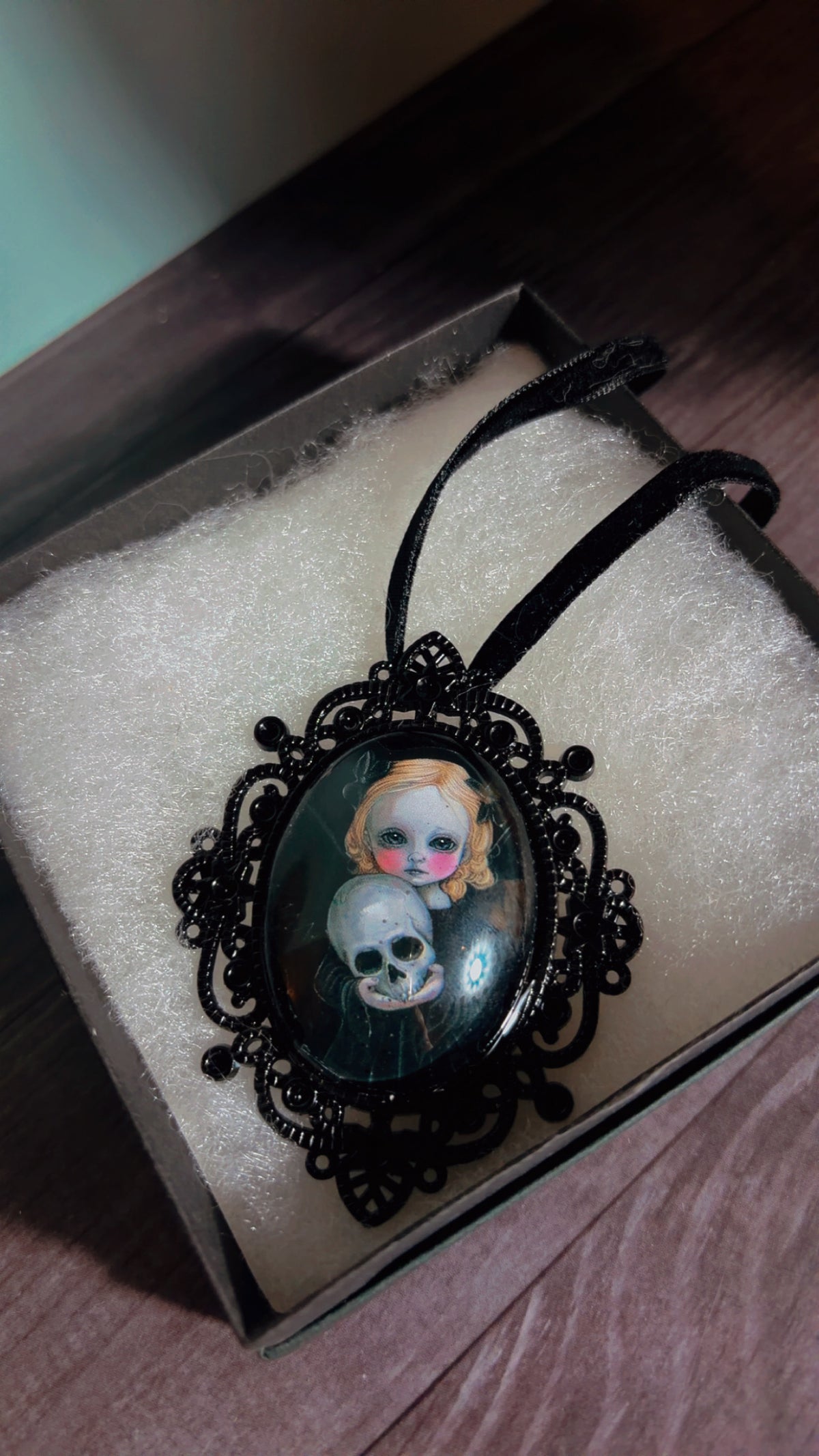 Handmade creepy cameo choker