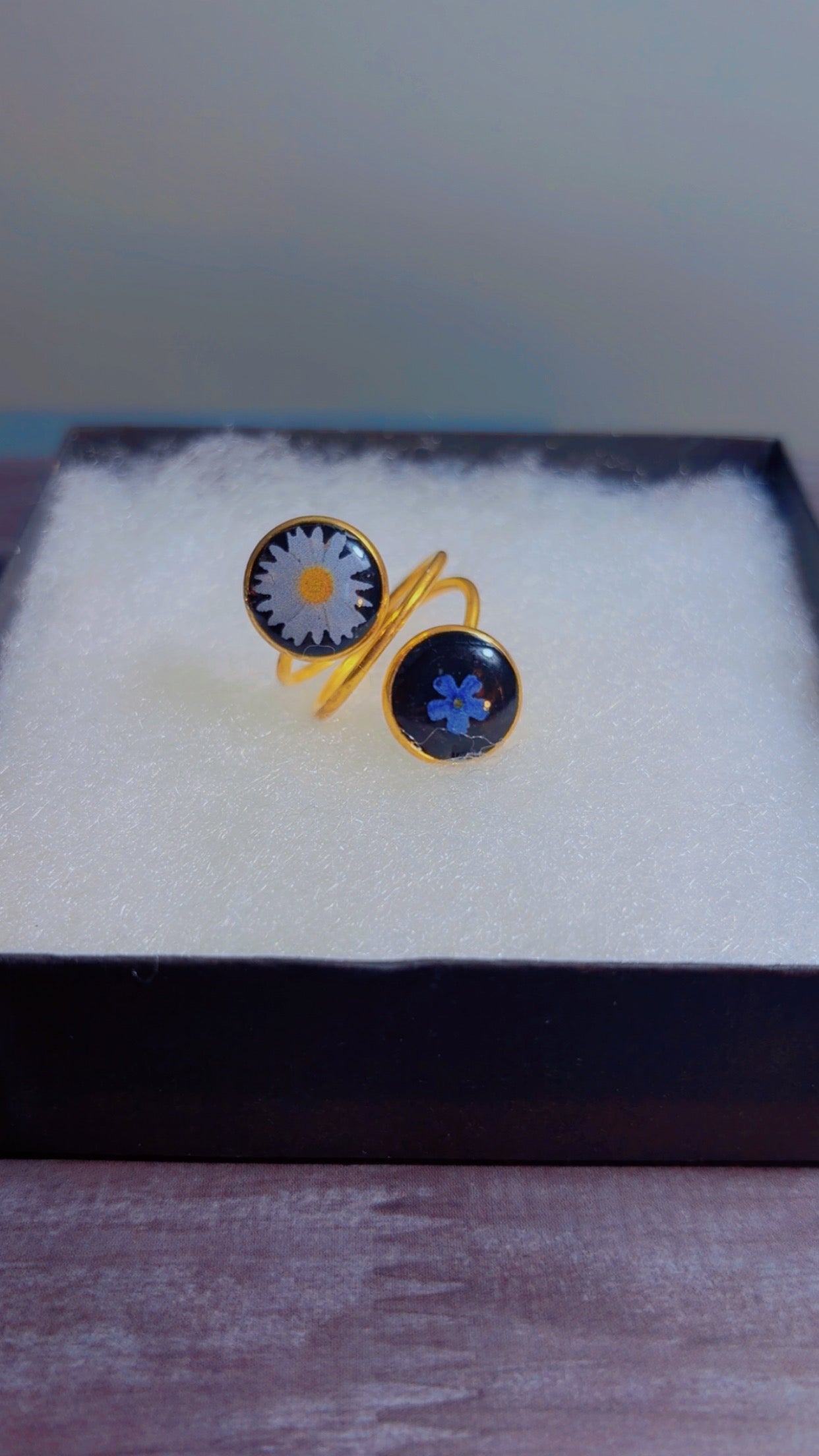Handmade adjustable ring