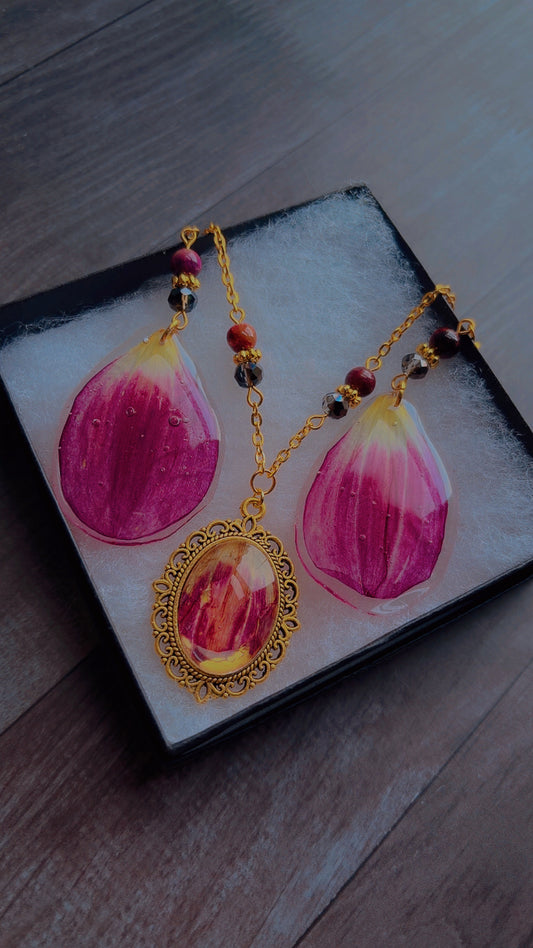 Handmade purple dahlia petal necklace & earrings set