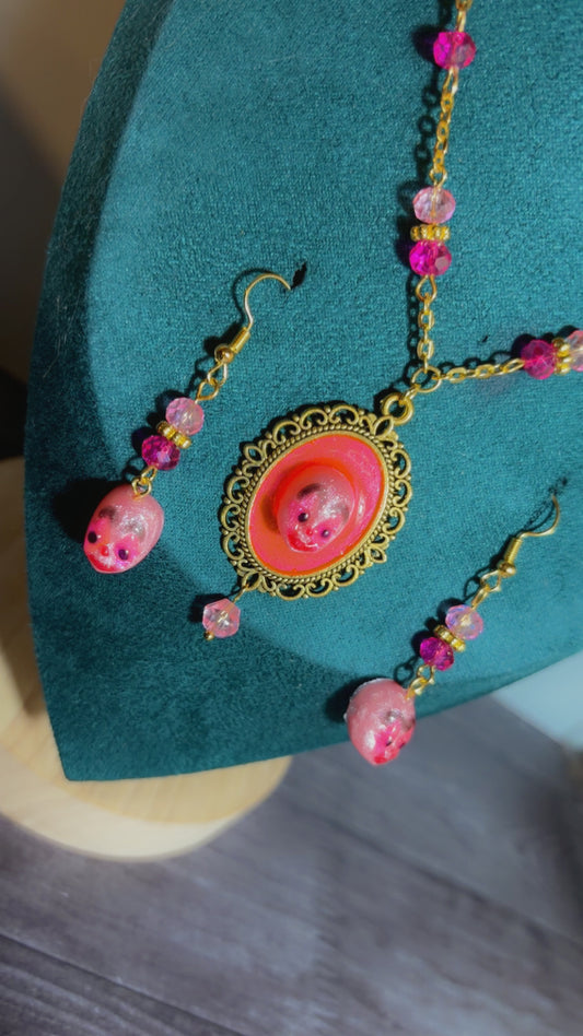 Handmade clown cameo necklace set