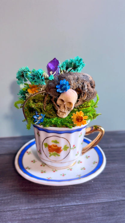 Handmade woodland shrew mini teacup decor