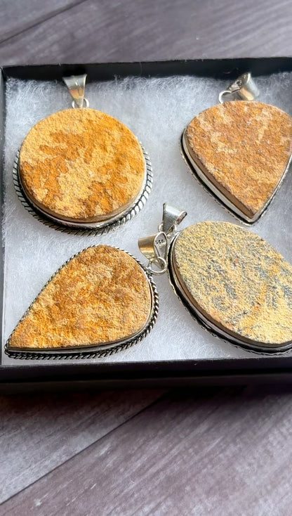 Psilomelane jasper pendant